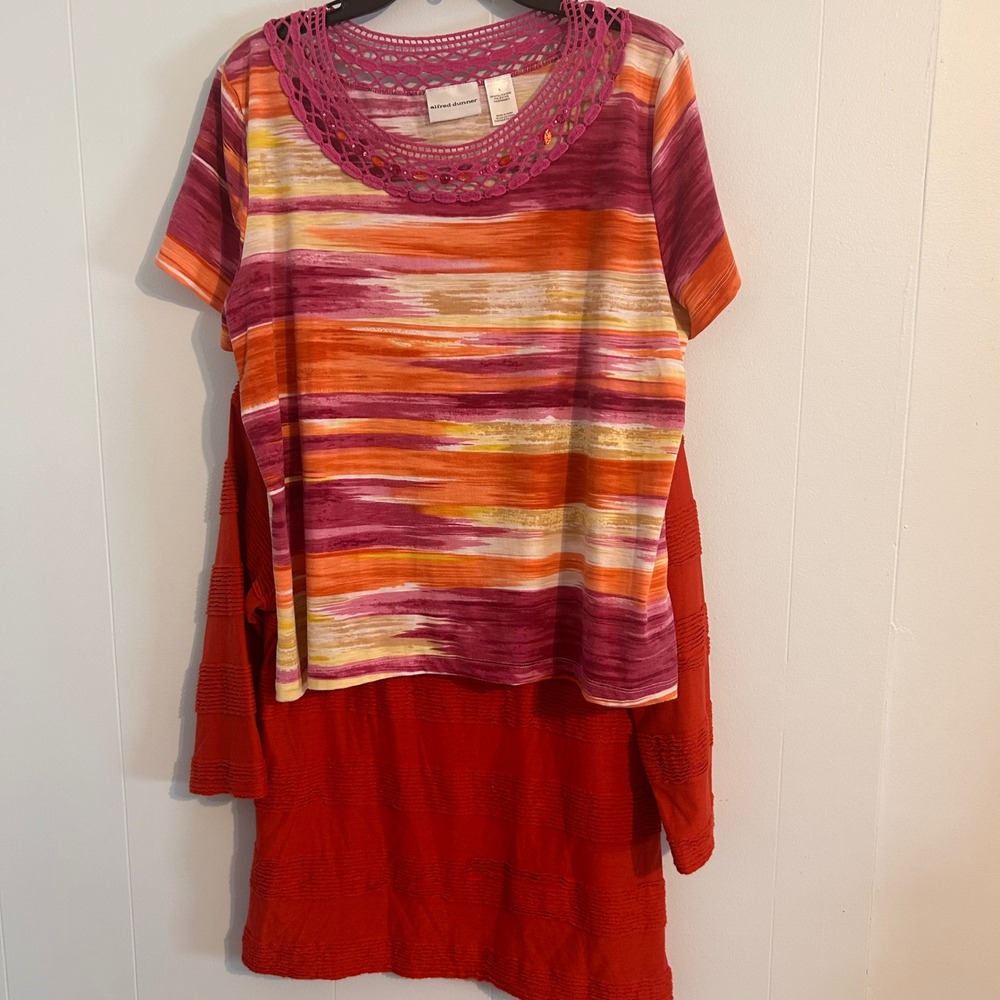 Joseph A Red Textured Top & Alfred Dunner Crochet Stripe Tee Bundle Womens L